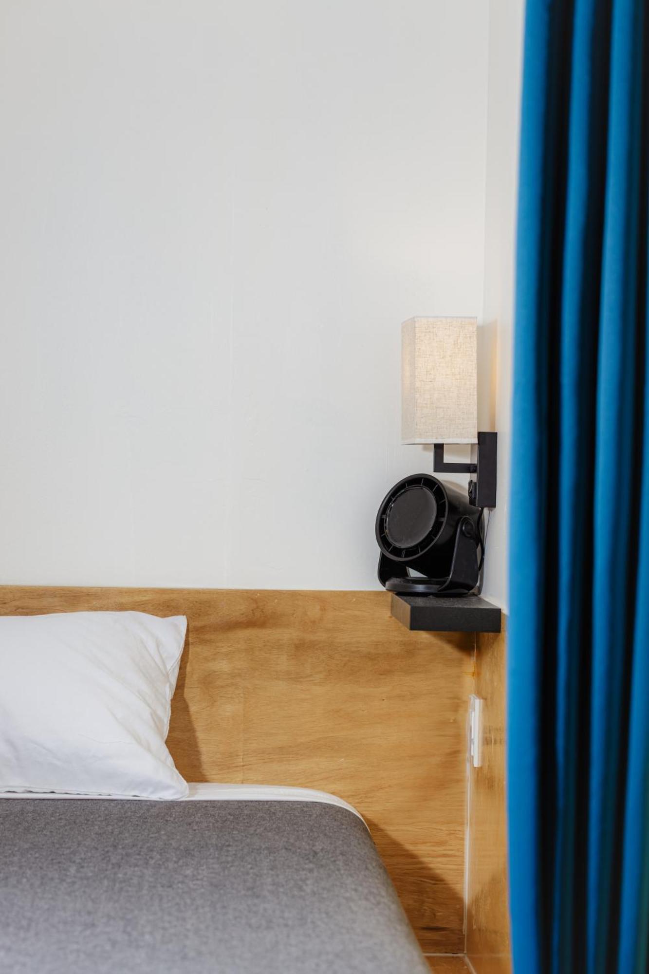 Single Bed Mixed Dormitory Room