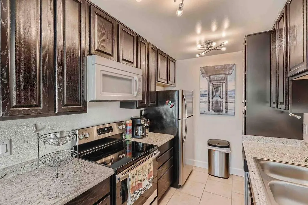 La Jolla Gem Overlooking Turquoise Pool- 1/1 Walkable To Village & Ucsd-1
