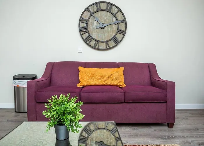 1 Bedroom Apartment With Luxurious Design In Sd San Diego