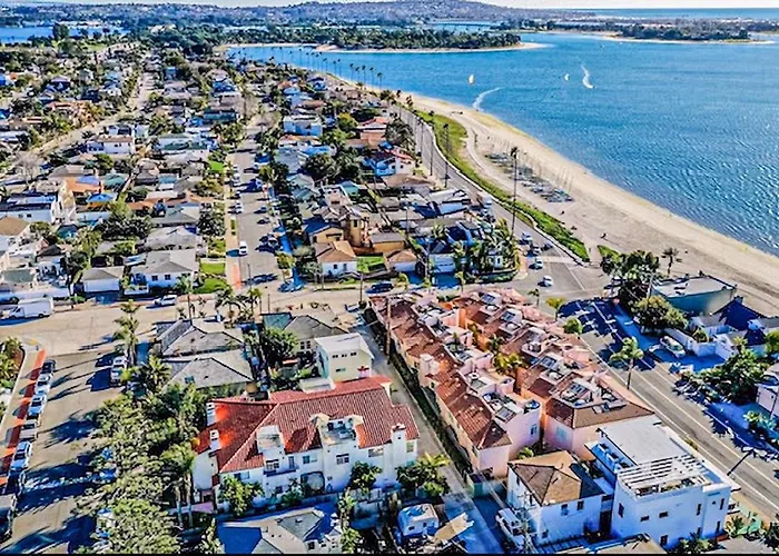 Crown Point Views Home San Diego que aceita animais de estimação