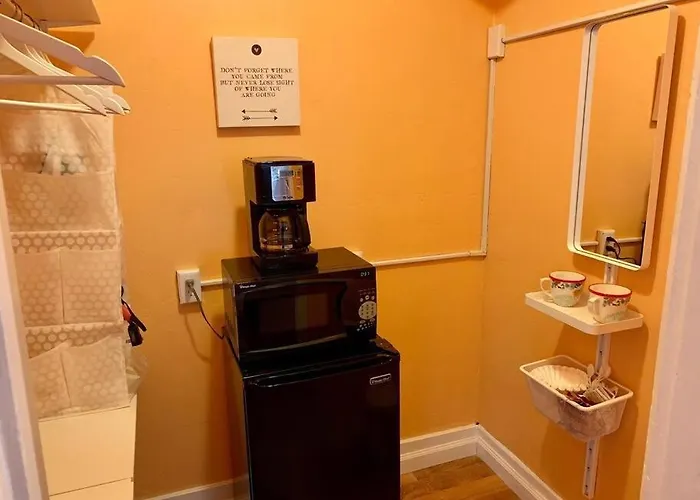 Comfortable Peachy Studio Downtown Retreat Near Gaslamp District! ! Close To Everything! Apartamento San Diego