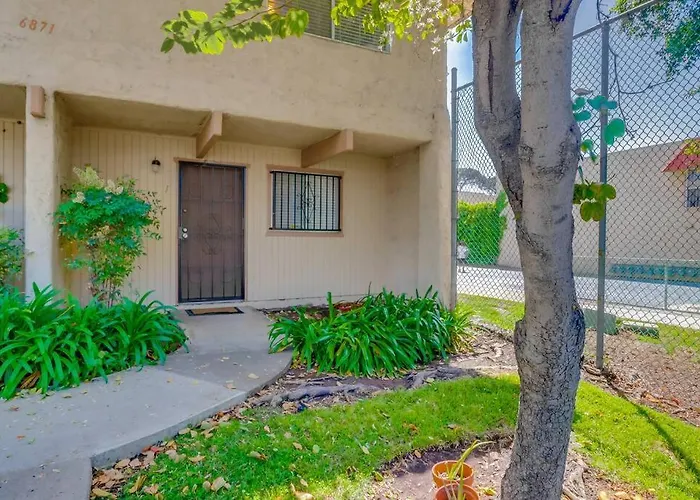 Spacious 3-Br Home Near Sdsu W King Bed + Pool San Diego