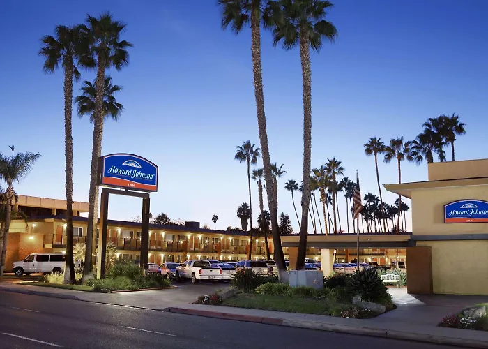 Howard Johnson By Wyndham San Diego Sea World