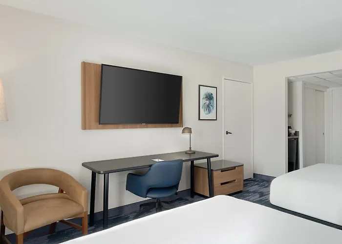 Fairfield Inn & Suites San Diego Old Town